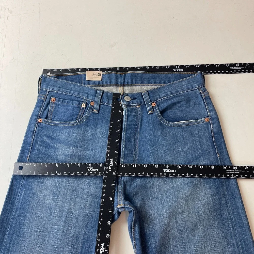 Levis 501 Jeans Mens 31x36 Blue Original Straight Button Fly Medium Wash Denim